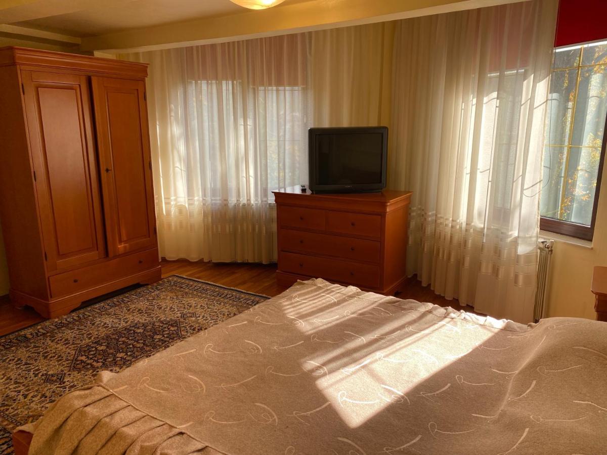 Aparthotel Vila Phoenix Predeal Exterior foto