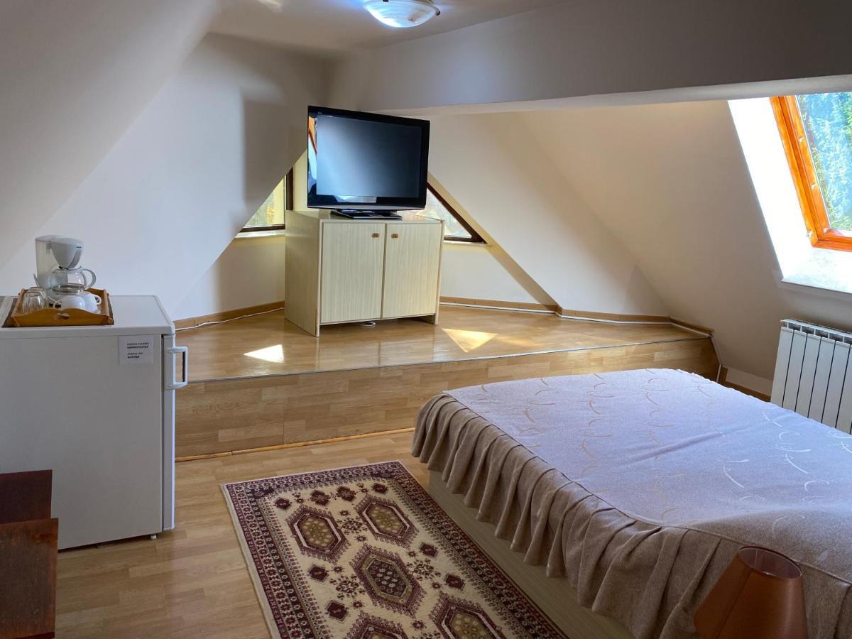 Aparthotel Vila Phoenix Predeal Exterior foto